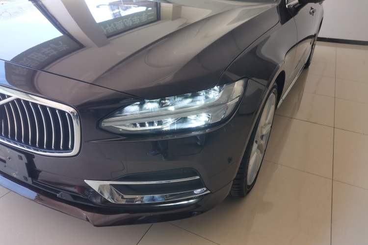 Used Volvo S90 2018 T5 Prestige Edition Left Front Headlight