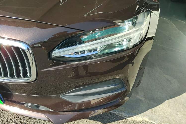 Used Volvo S90 2018 T5 Zhiyuan Edition Left Front Headlight