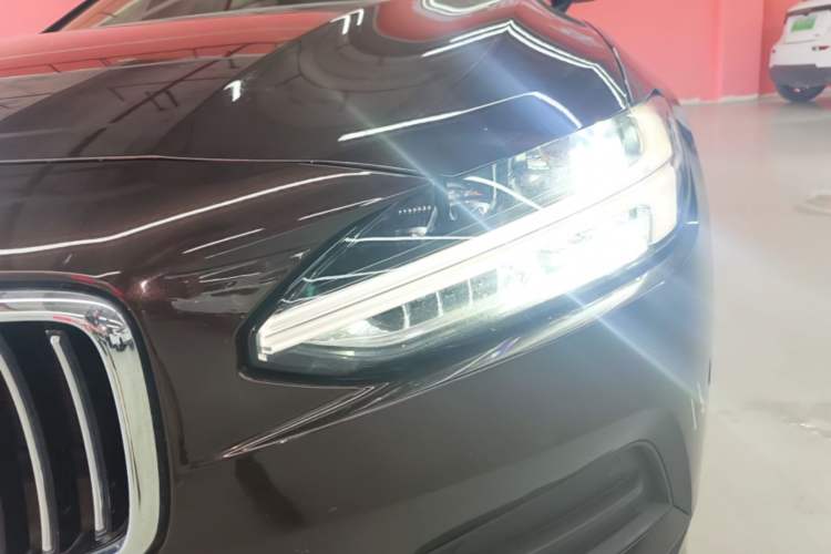 Used Volvo S90 2018 T5 Zhiyuan Edition Left Front Headlight