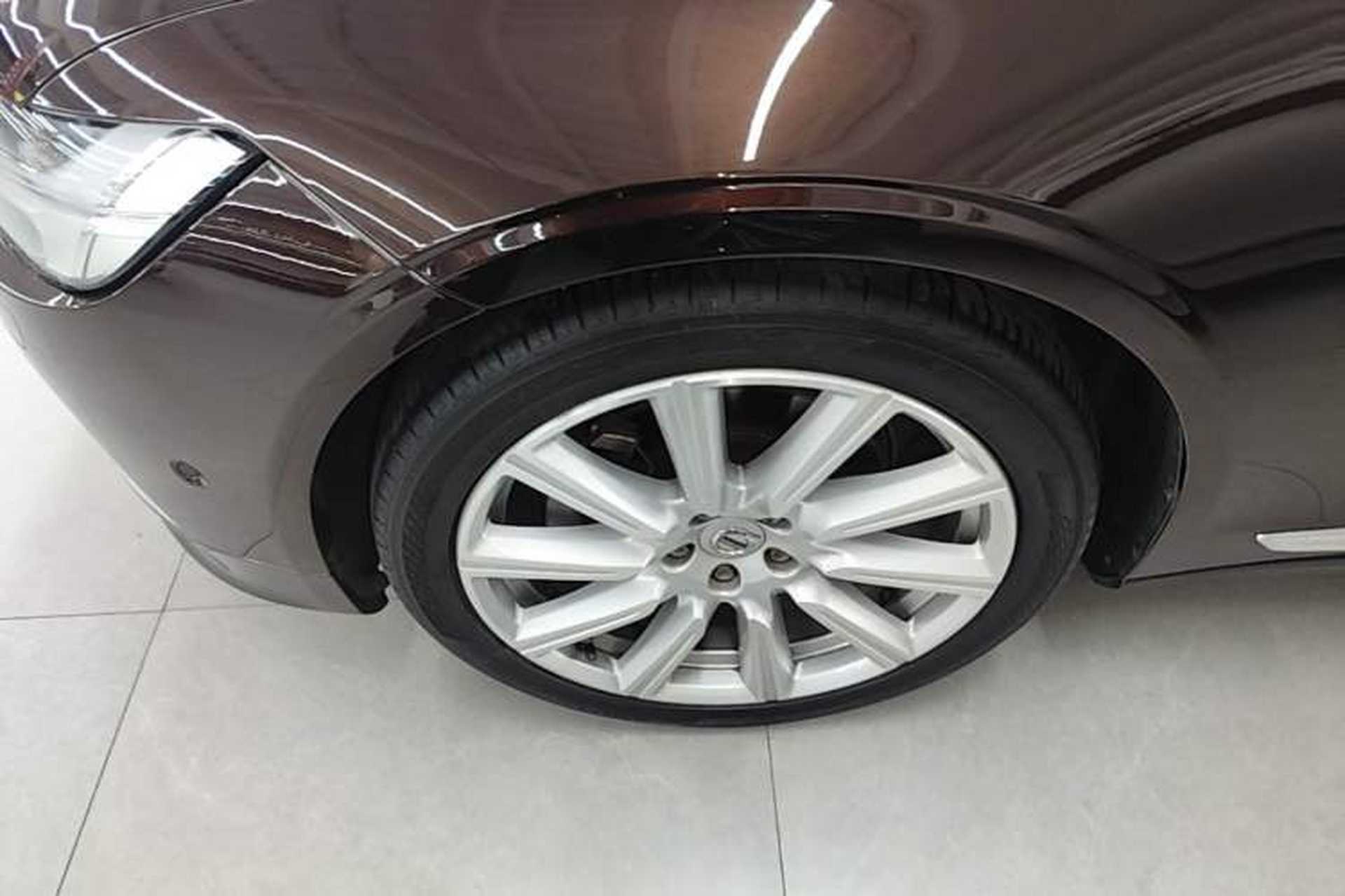 Used Volvo S90 2018 T5 Prestige Edition Left Front Wheel Hub