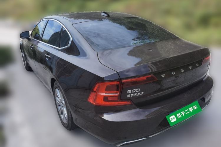 Used Volvo S90 2018 T4 Zhiyi Edition Rear Left 45 Deg