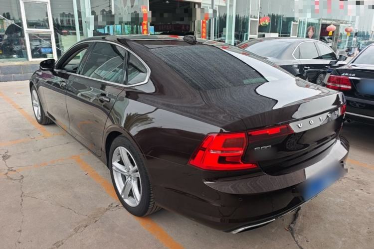 Used Volvo S90 2018 T4 Zhiyuan Edition Rear Left 45 Deg