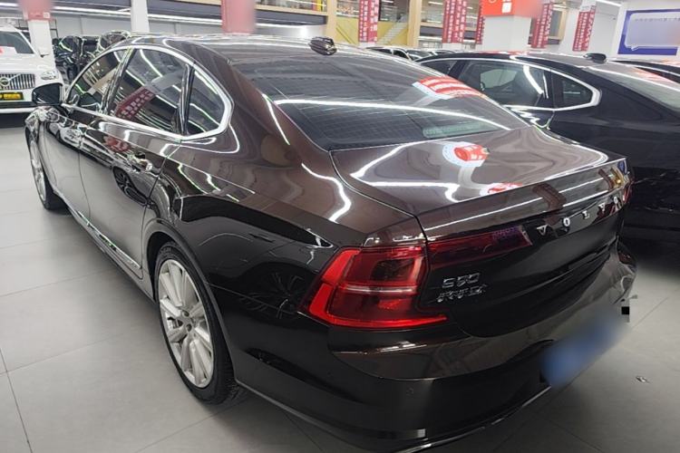 Used Volvo S90 2018 T5 Prestige Edition Rear Left 45 Deg