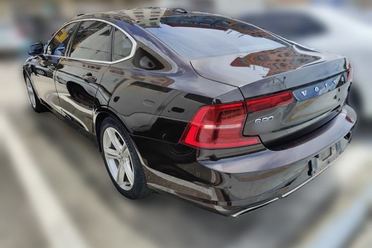 Used Volvo S90 2018 T4 Zhiyuan Edition Rear Left 45 Deg