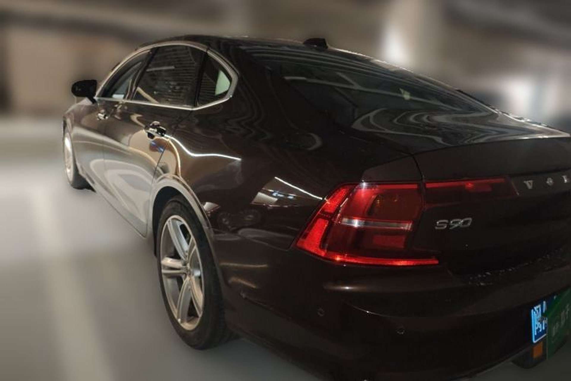Used Volvo S90 2018 T4 Zhiyuan Edition Rear Left 45 Deg