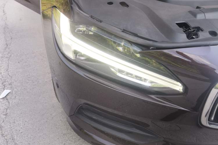 Used Volvo S90 2018 T4 Zhiyi Edition Right Front Headlight