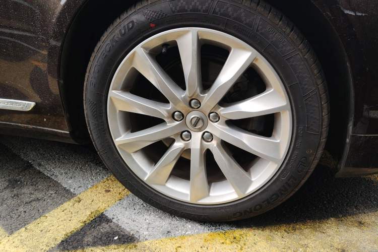 Used Volvo S90 2018 T5 Zhiyuan Edition Right Front Wheel Hub