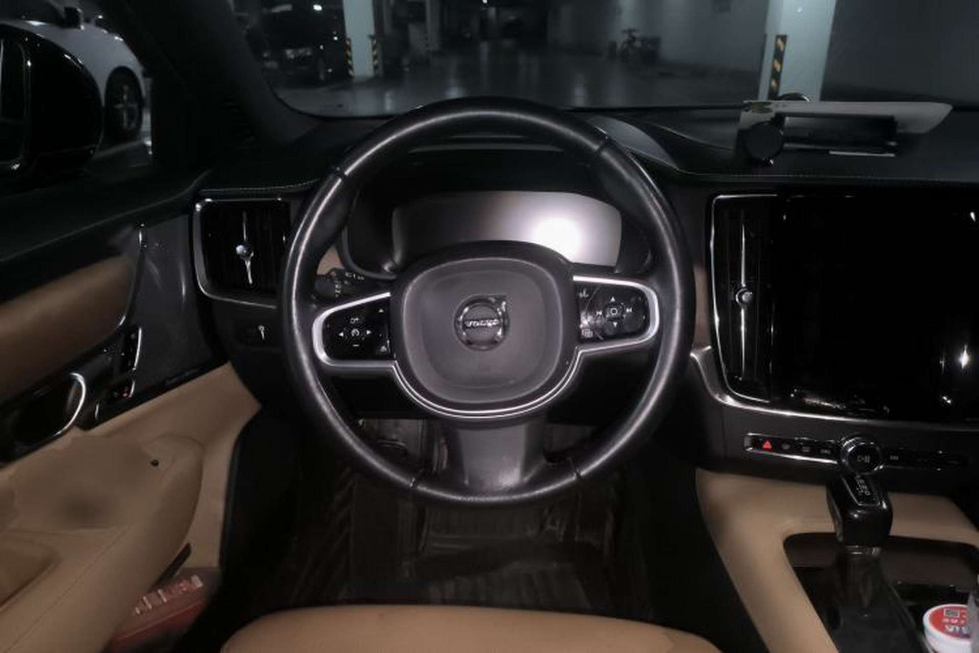 Used Volvo S90 2018 T5 Zhiya Edition Steering Wheel