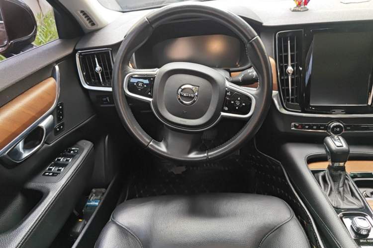 Used Volvo S90 2018 T5 Zhiya Edition Steering Wheel