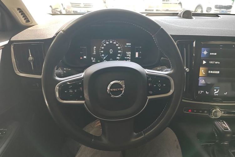 Used Volvo S90 2018 T5 Zhiyuan Edition Steering Wheel
