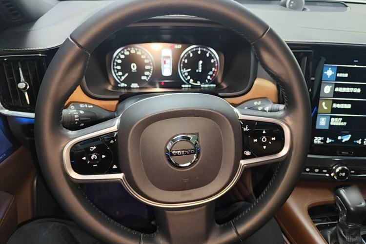 Used Volvo S90 2018 T5 Prestige Edition Steering Wheel