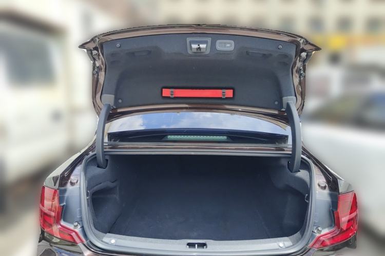 Used Volvo S90 2018 T4 Zhiyuan Edition Trunk