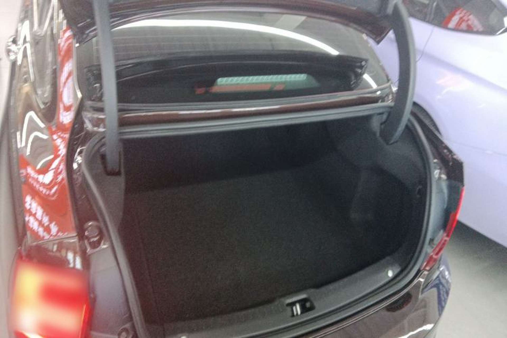 Used Volvo S90 2018 T5 Prestige Edition Trunk