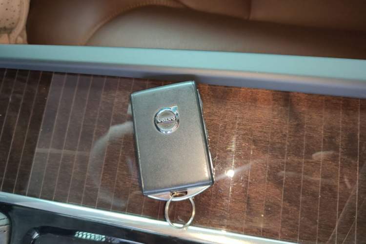 Used Volvo S90 2018 T5 Zhiyuan Edition Vehicle Key