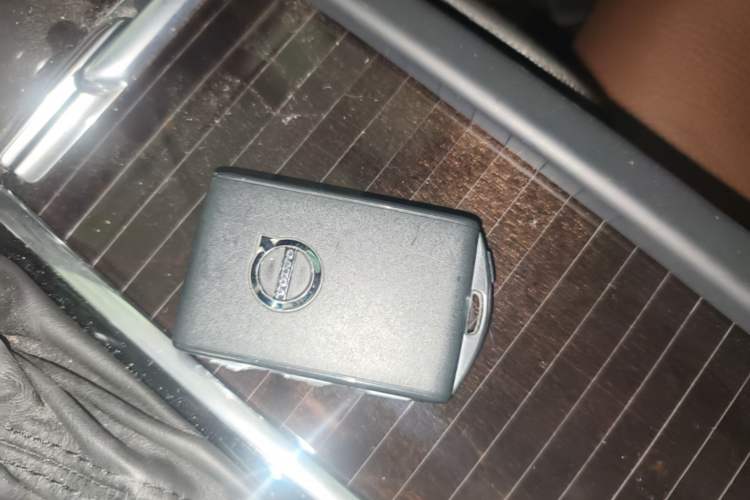 Used Volvo S90 2018 T5 Zhiyuan Edition Vehicle Key