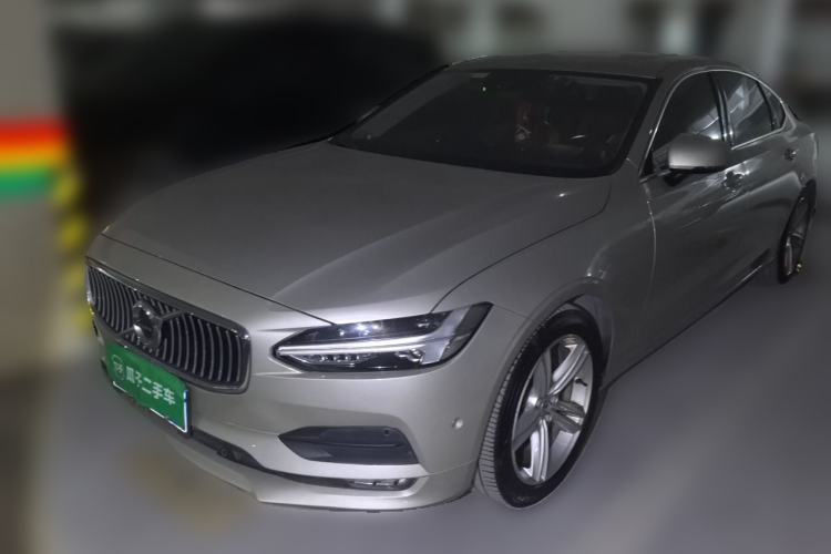 Volvo S90 2018 T4 Zhiyuan Edition de segunda mano Guazi used car, China used car export, Used car for sale, Used  cars, Cheapest cars for sale