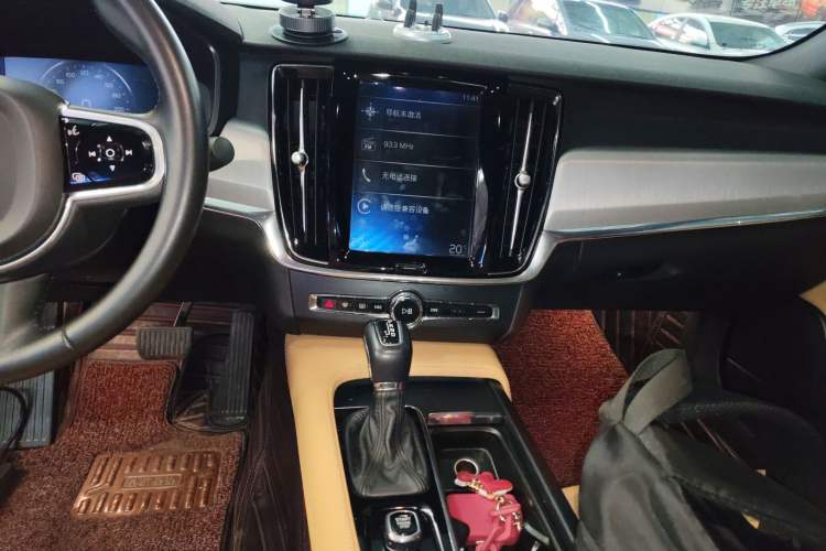 Used Volvo S90 2018 T4 Zhiyi Edition Audio And AC Panel