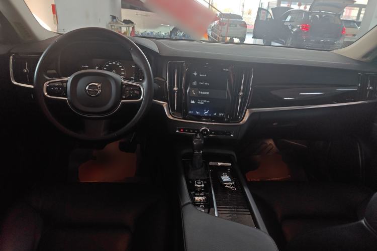 Used Volvo S90 2018 T5 Zhiyuan Edition Center Console