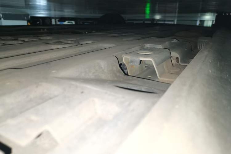 Used Volvo S90 2018 T5 Prestige Edition Chassis Rear Left