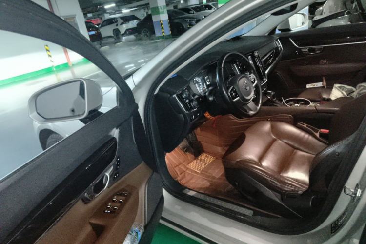 Used Volvo S90 2018 T4 Zhiyuan Edition Driver Seat
