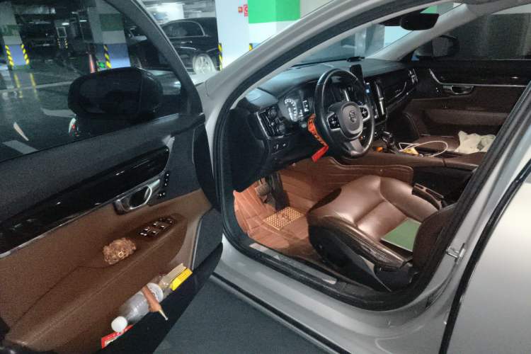 Used Volvo S90 2018 T4 Zhiyuan Edition Driver Seat