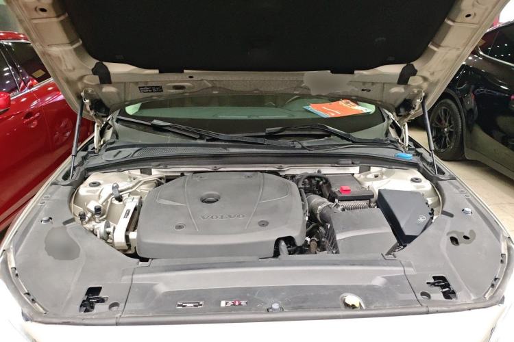 Used Volvo S90 2018 T4 Zhiyuan Edition Engine Bay