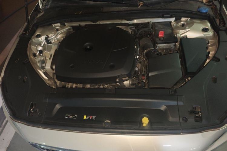 Used Volvo S90 2018 T4 Zhiyuan Edition Engine Bay
