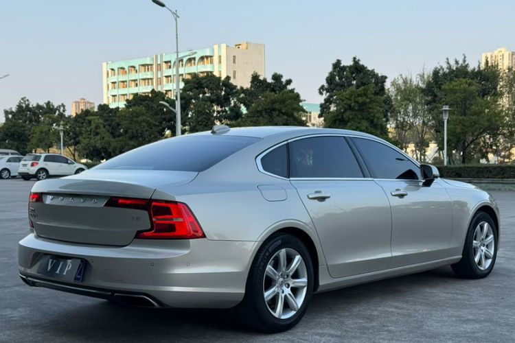 Used Volvo S90 2018 T4 Zhiyi Edition Exterior 1