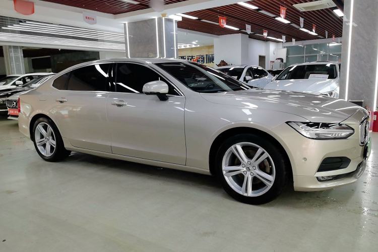 Used Volvo S90 2018 T4 Zhiyuan Edition Exterior 2