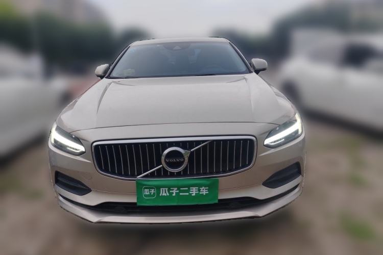 Used Volvo S90 2018 T4 Zhiyuan Edition Front