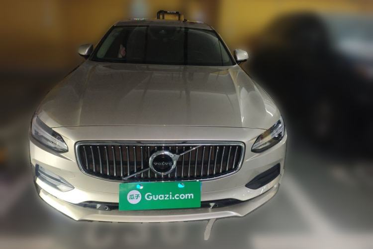 Used Volvo S90 2018 T4 Zhiyuan Edition Front