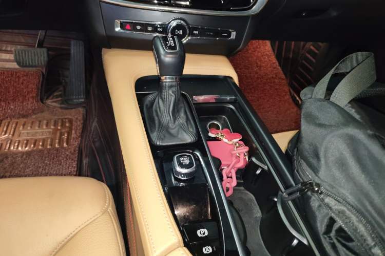 Used Volvo S90 2018 T4 Zhiyi Edition Gear Lever