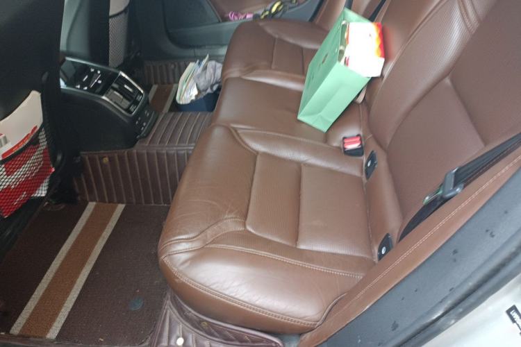Used Volvo S90 2018 T5 Prestige Edition Left Rear Seat