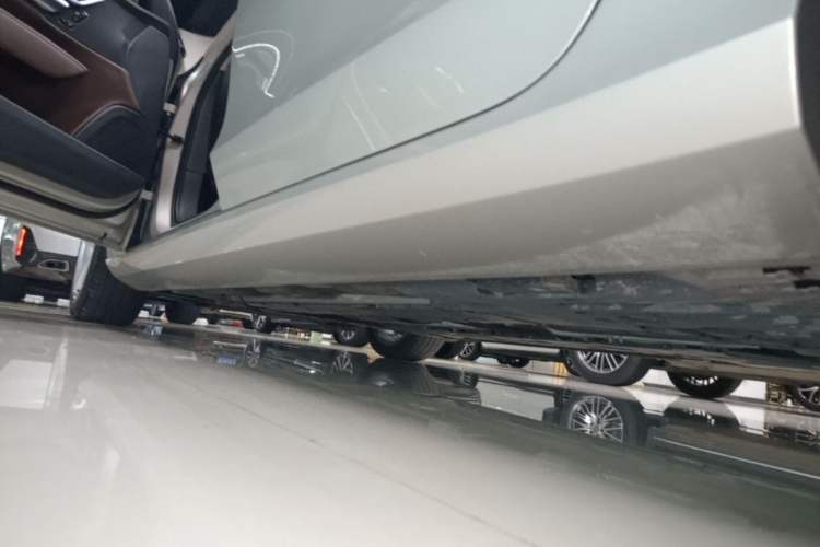 Used Volvo S90 2018 T4 Zhiyuan Edition Left Side Sill
