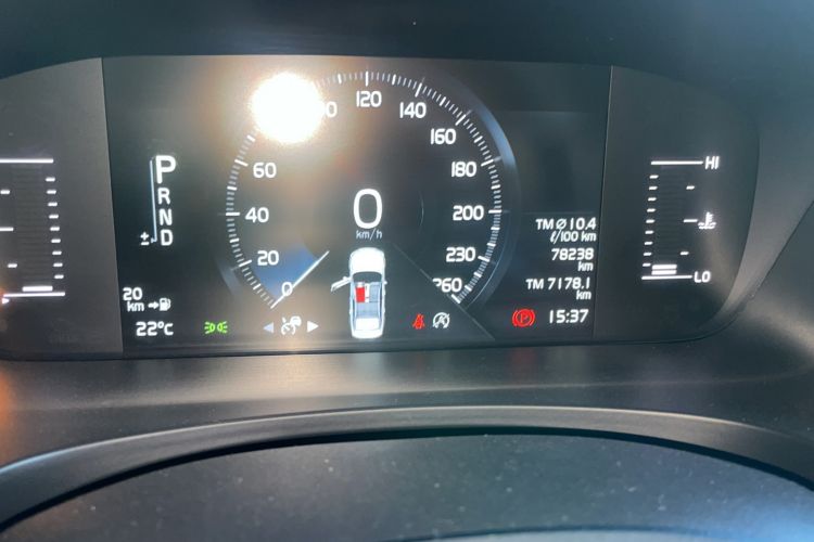 Used Volvo S90 2018 T4 Zhiyi Edition Odometer Close Up