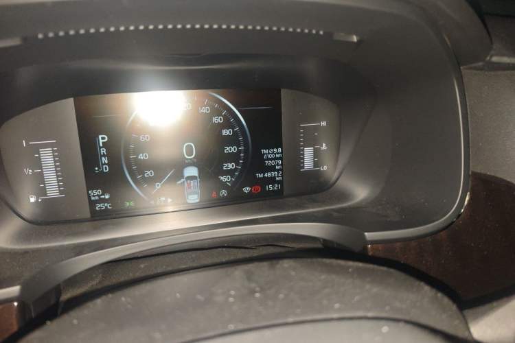 Used Volvo S90 2018 T4 Zhiyuan Edition Odometer Close Up