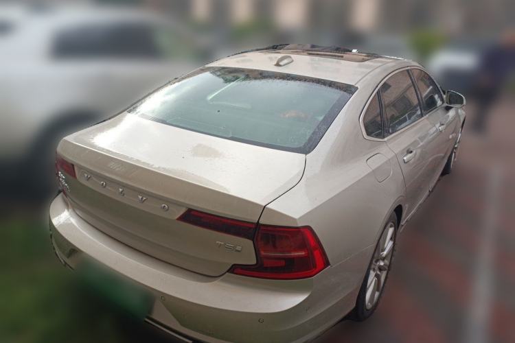 Used Volvo S90 2018 T5 Prestige Edition Rear Right 45 Deg