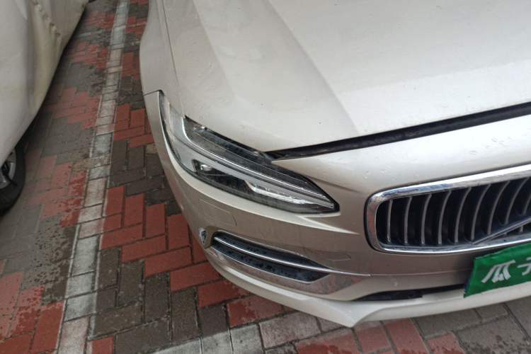 Used Volvo S90 2018 T5 Prestige Edition Right Front Headlight