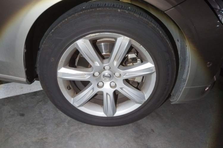 Used Volvo S90 2018 T4 Zhiyi Edition Right Front Wheel Hub