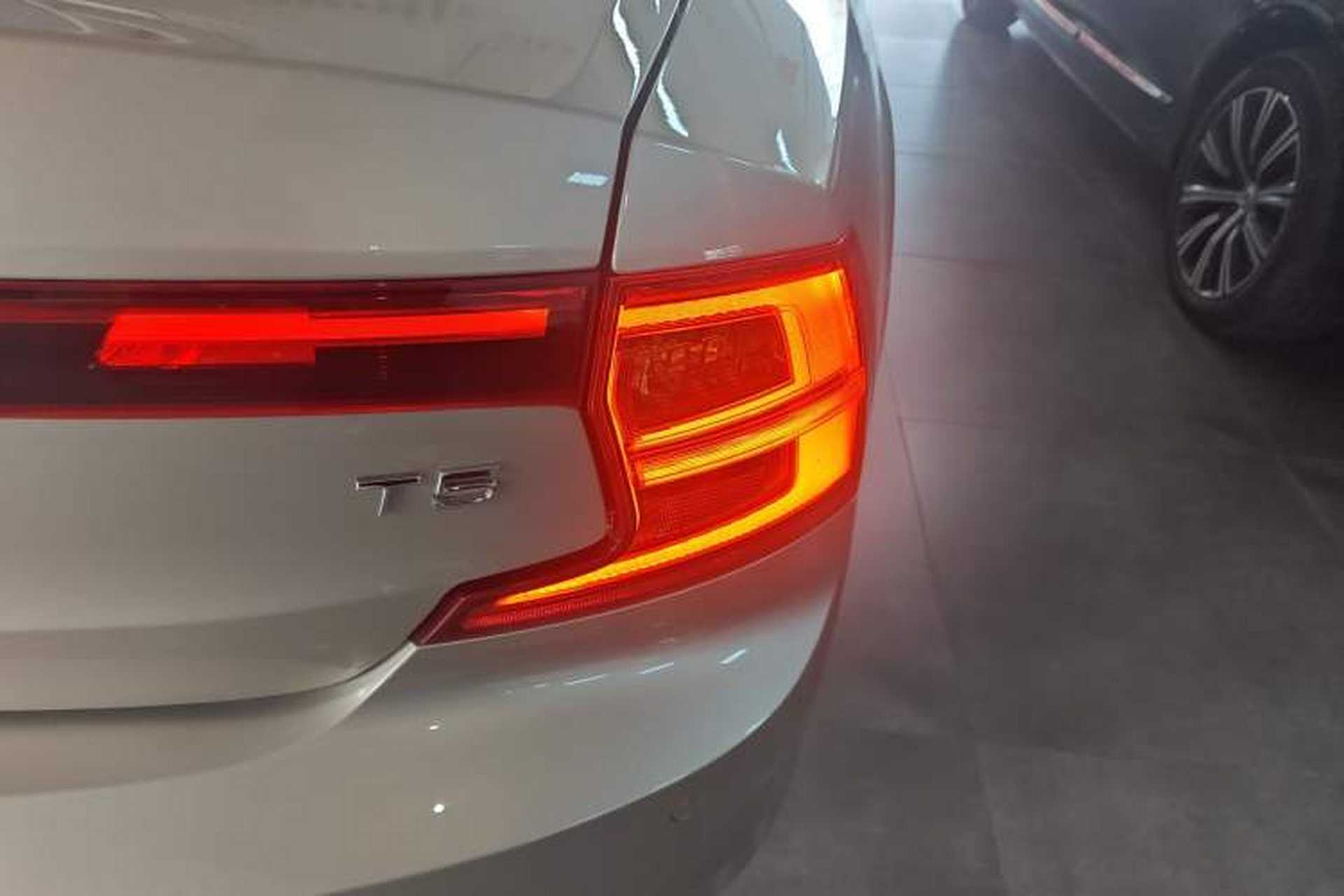 Used Volvo S90 2018 T5 Zhiyuan Edition Right Rear Taillight