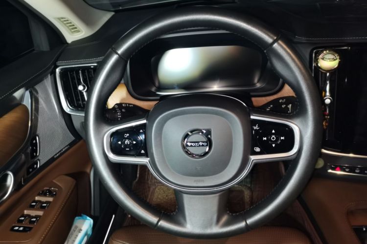 Used Volvo S90 2018 T5 Prestige Edition Steering Wheel