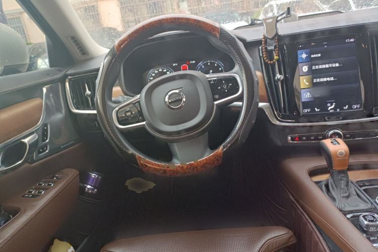 Used Volvo S90 2018 T5 Prestige Edition Steering Wheel