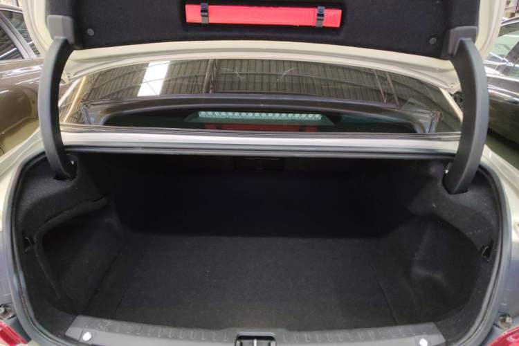 Used Volvo S90 2018 T4 Zhiyi Edition Trunk