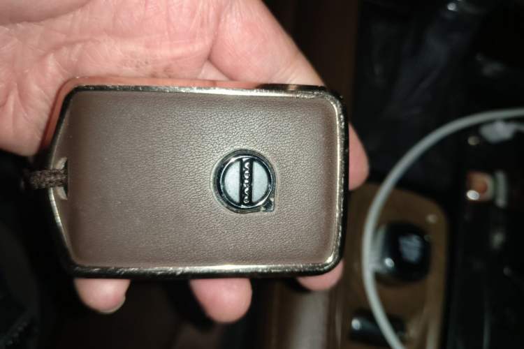 Used Volvo S90 2018 T4 Zhiyuan Edition Vehicle Key