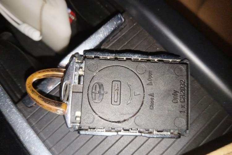 Used Volvo S90 2018 T4 Zhiyi Edition Vehicle Key