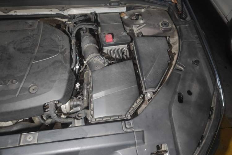 Used Volvo S90 2018 T5 Zhiyuan Edition Engine Bay Left