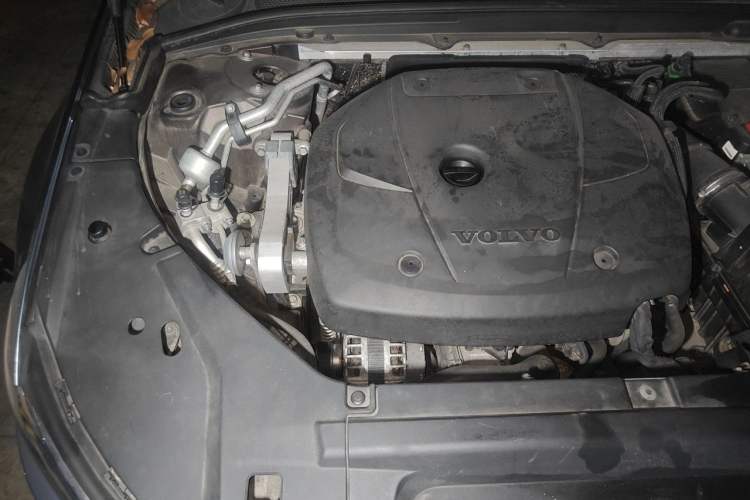 Used Volvo S90 2018 T5 Zhiyuan Edition Engine Bay Right
