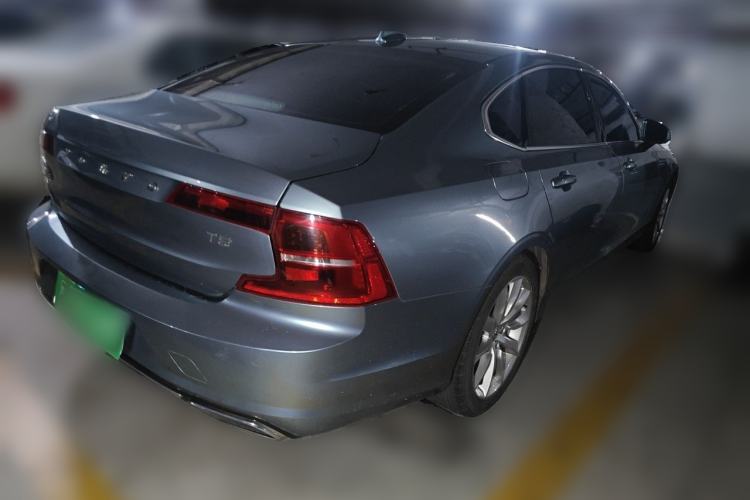 Used Volvo S90 2018 T5 Zhiyuan Edition Rear Right 45 Deg