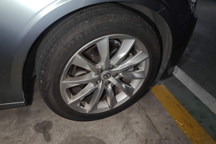 Used Volvo S90 2018 T5 Zhiyuan Edition Right Front Wheel Hub