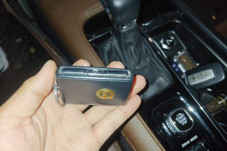 Used Volvo S90 2018 T5 Zhiyuan Edition Vehicle Key